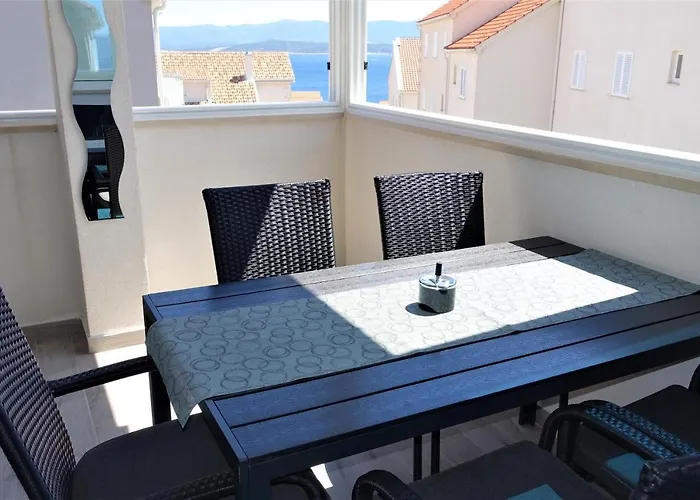 New And Modern Apartment Karavona Bol
