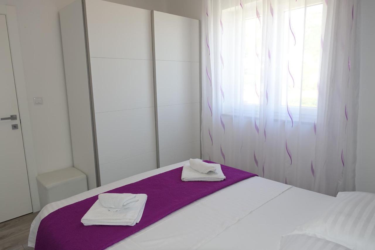 New And Modern Karavona Apartment