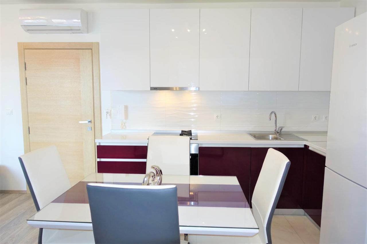 Apartment New And Modern Karavona Bol